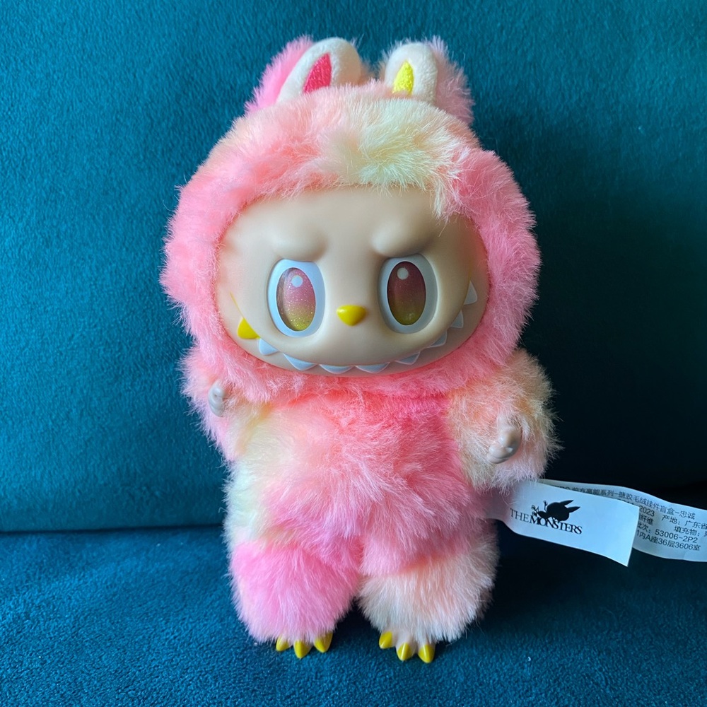 Big Into Energy Labubu - Loyalty